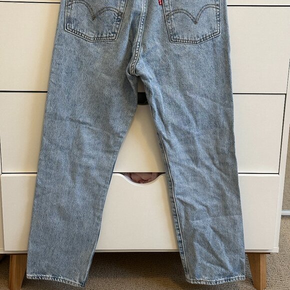 Levi's 501 Wedgie Straight Jean (Light/Medium Wash) - Picture 4 of 4